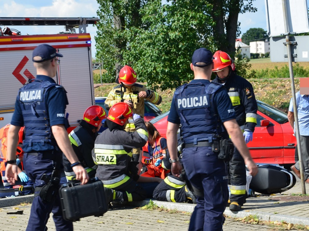 Wypadek z udziałem motocyklistki