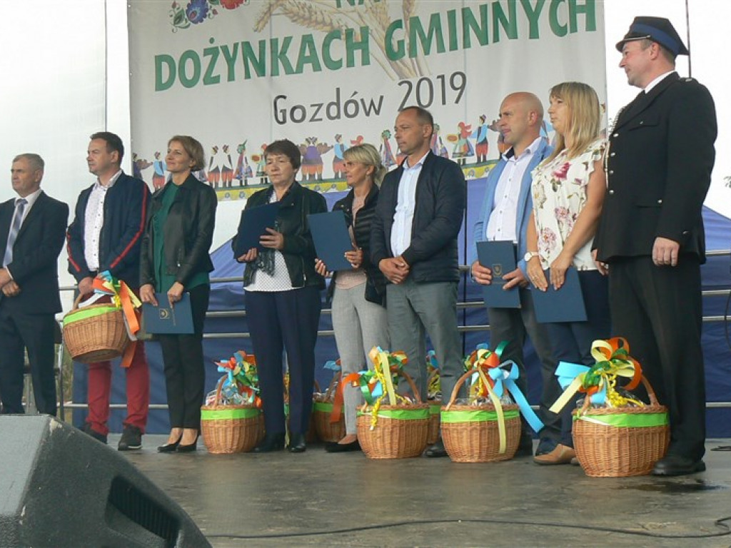 Gmina Stryków bawi się na dożynkach w Gozdowie