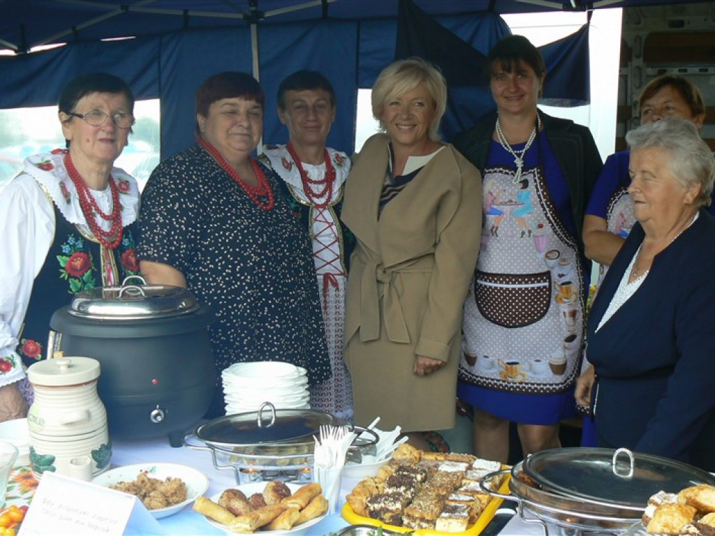 Gmina Stryków bawi się na dożynkach w Gozdowie