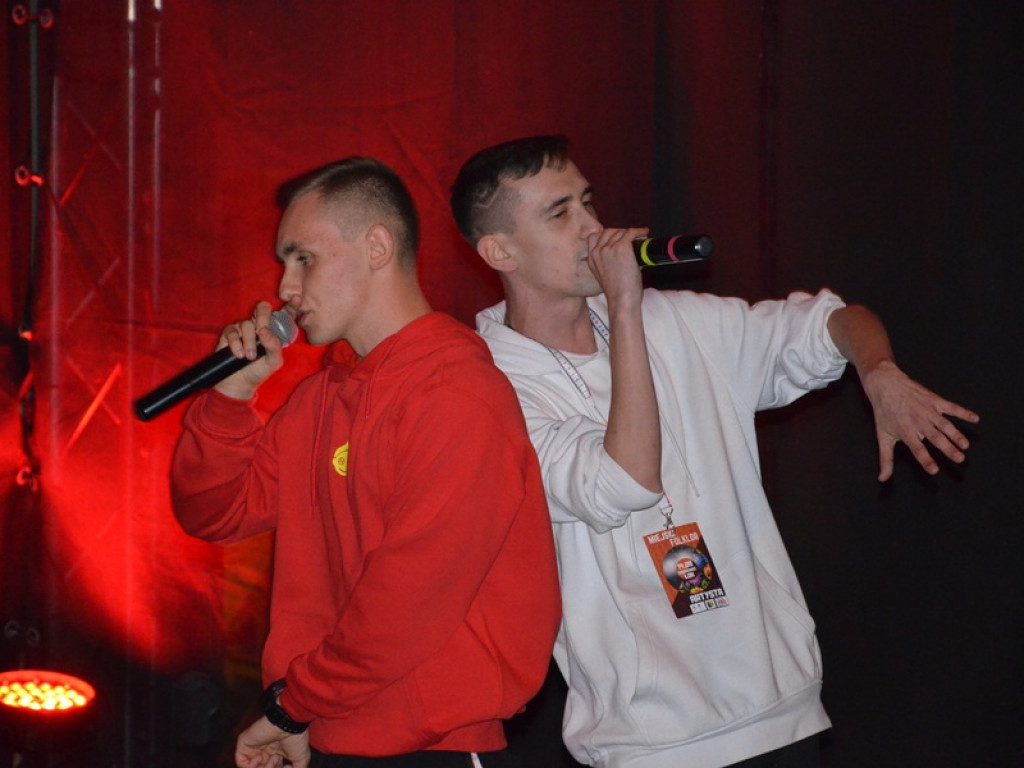 Hip-hop rządzi na dziedzińcu ŁOK