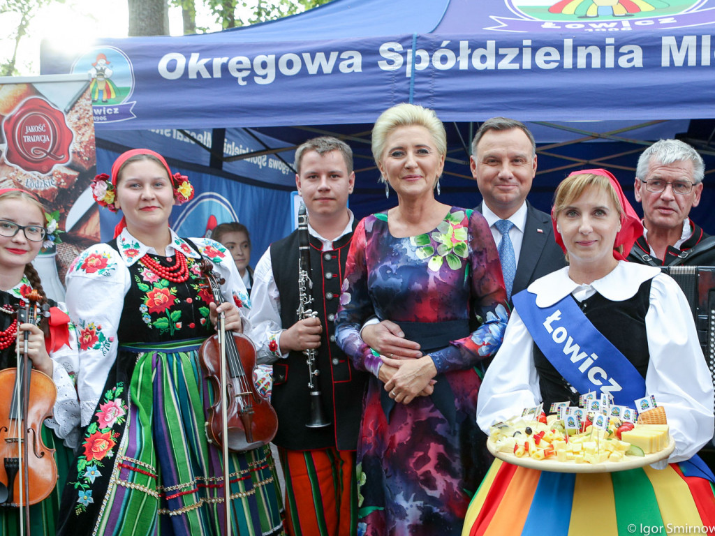 Łowickie akcenty na dożynkach prezydenckich w Spale