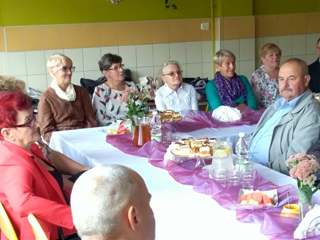 Bratoszewice: spotkanie absolwentów SP