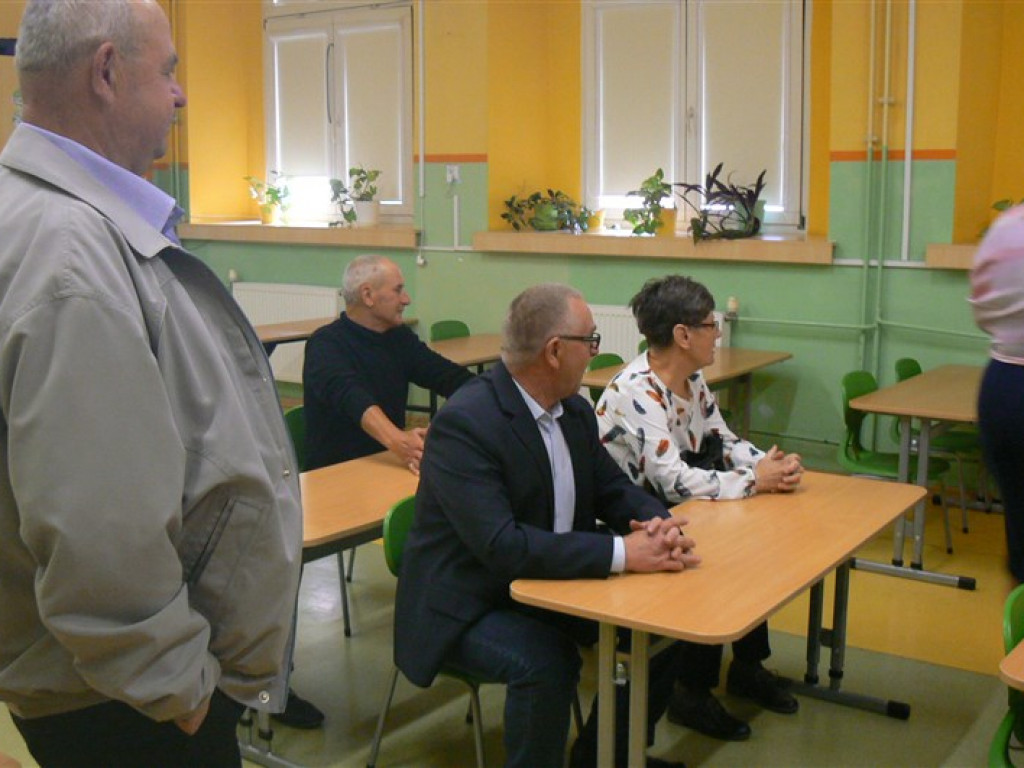 Bratoszewice: spotkanie absolwentów SP
