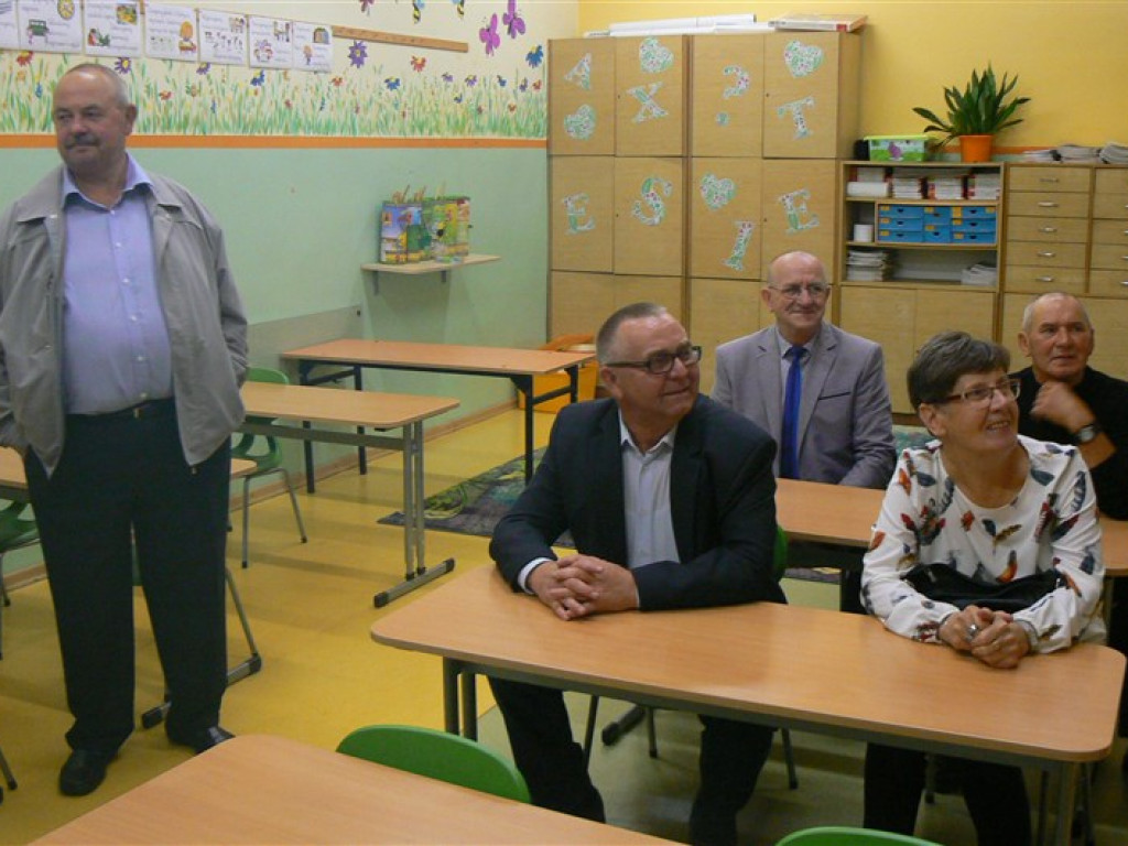 Bratoszewice: spotkanie absolwentów SP