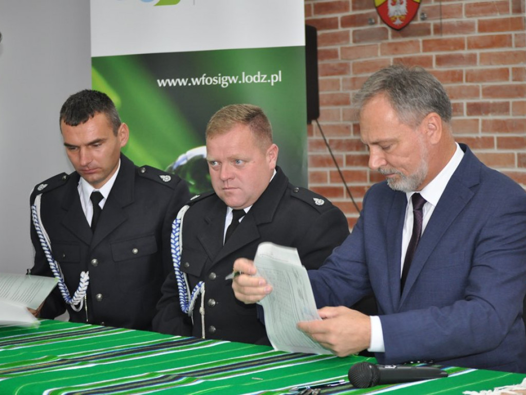 OSP podpisały umowy na dofinansowanie zakupu sprzętu [foto+filmy]