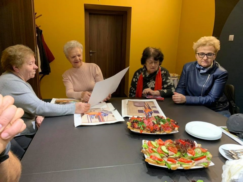 Dziedziniec ŁOK nabiera kolorów