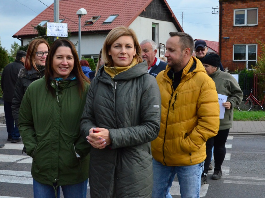 Drugi dzień blokad. TIR-y stoją w korkach