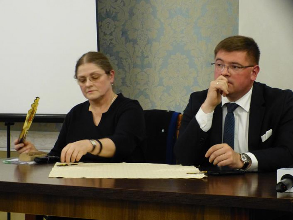 Konferencja PiS w restauracji 