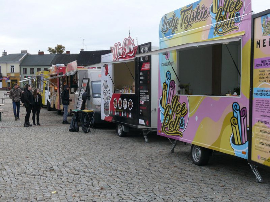 Foodtrucki na Nowym Rynku