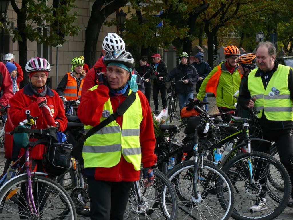 Spotkają się przy pomniku w Czatolinie