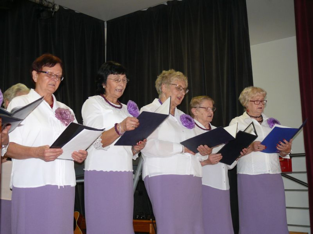 Seniorzy bawili się w Zdunach