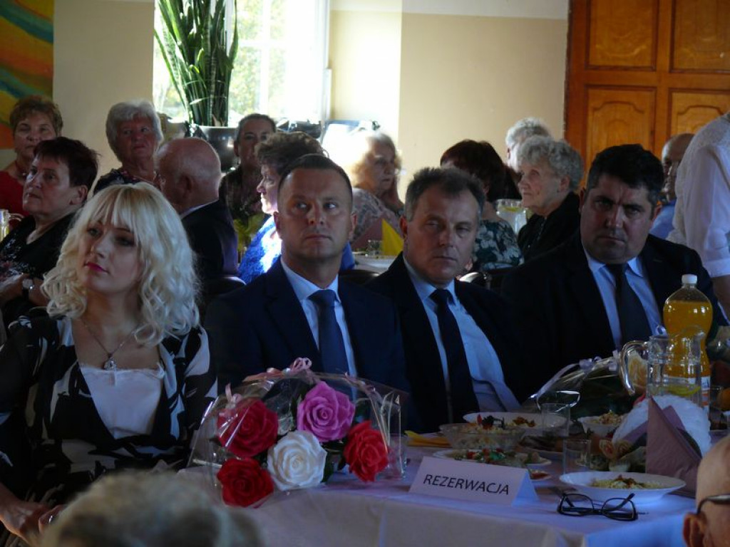 Seniorzy bawili się w Zdunach