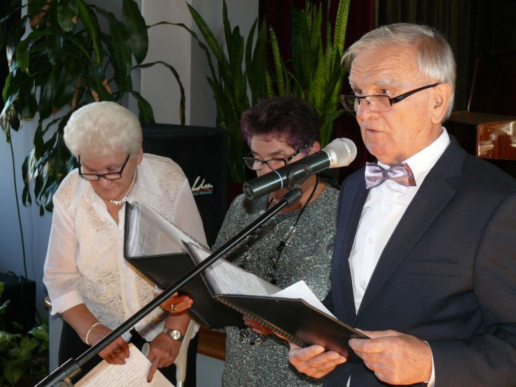 Seniorzy bawili się w Zdunach