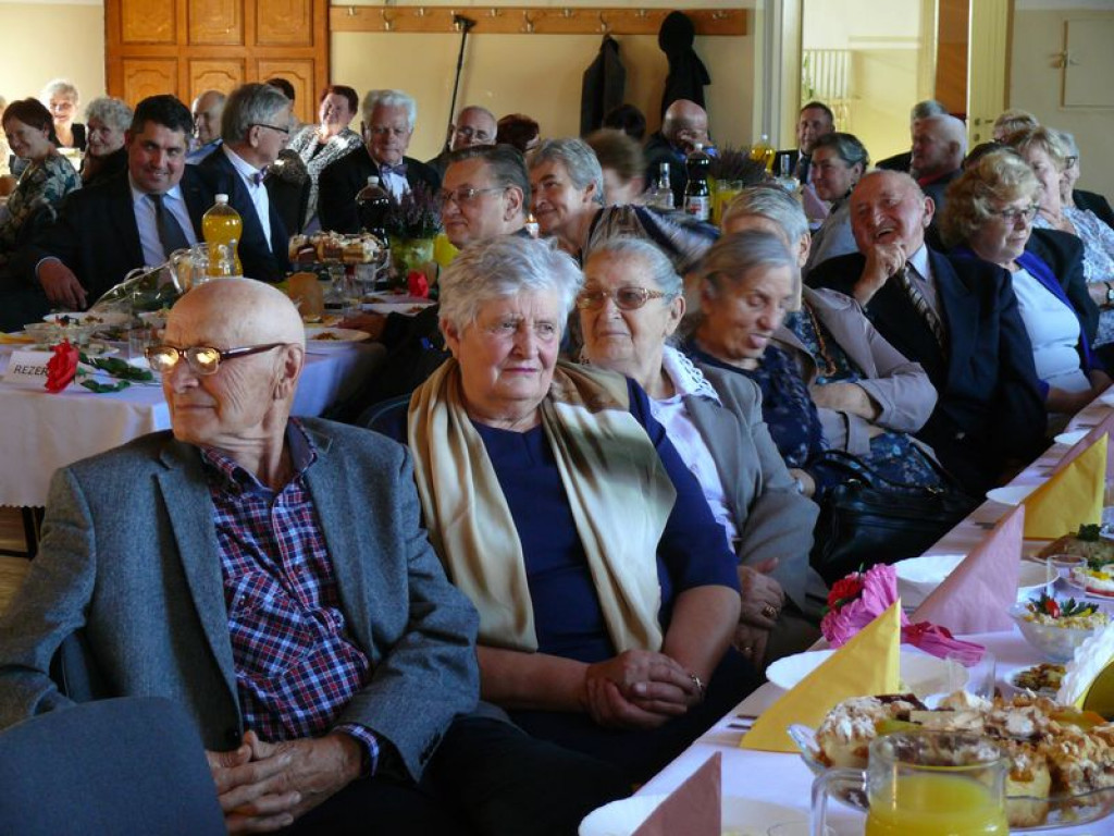 Seniorzy bawili się w Zdunach