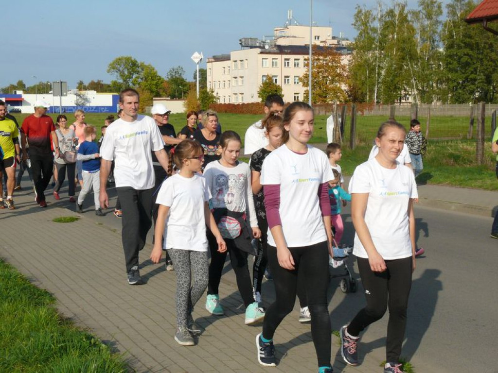 Duże zainteresowanie biegiem papieskim