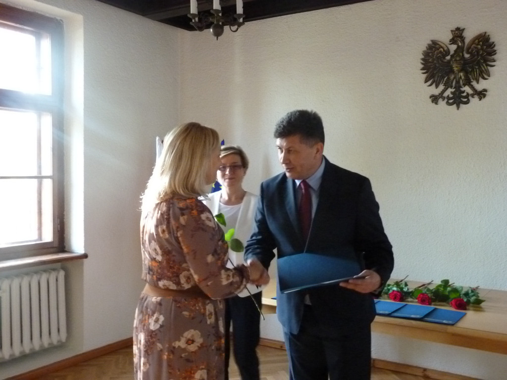 Nagrody burmistrza dla wyróżniających się nauczycieli