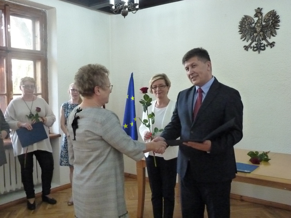Nagrody burmistrza dla wyróżniających się nauczycieli