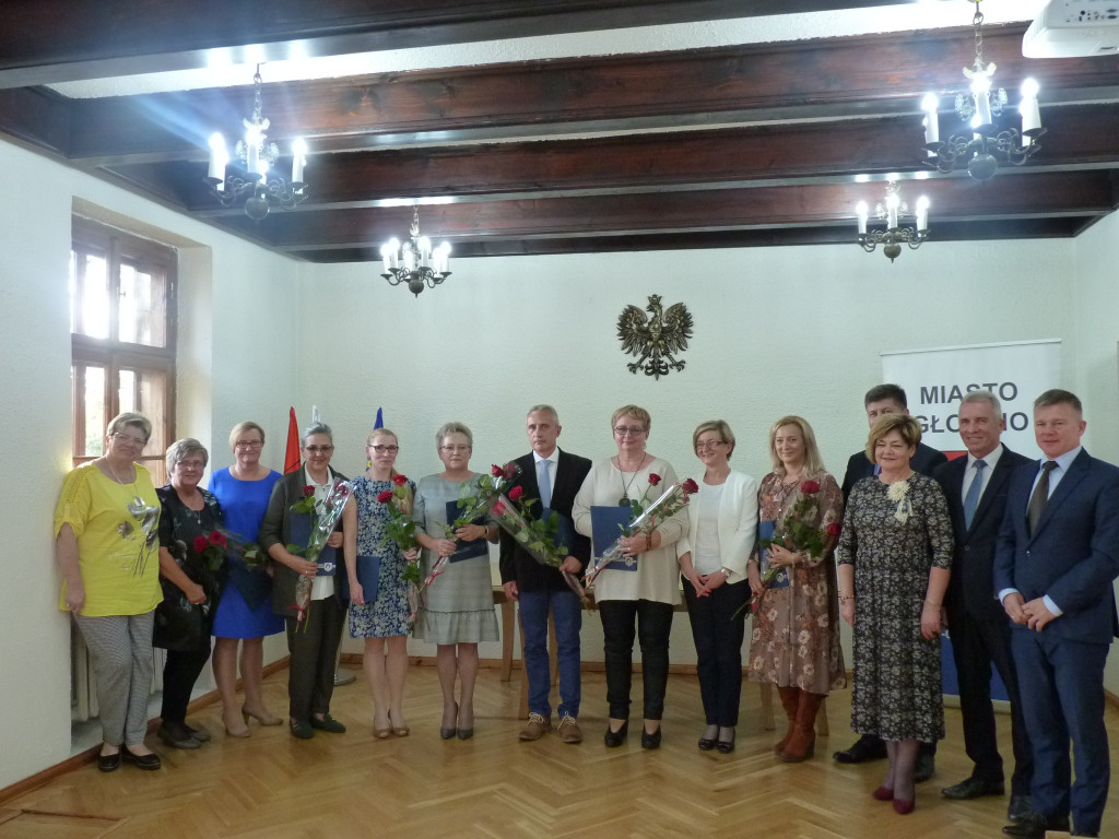 Nagrody burmistrza dla wyróżniających się nauczycieli