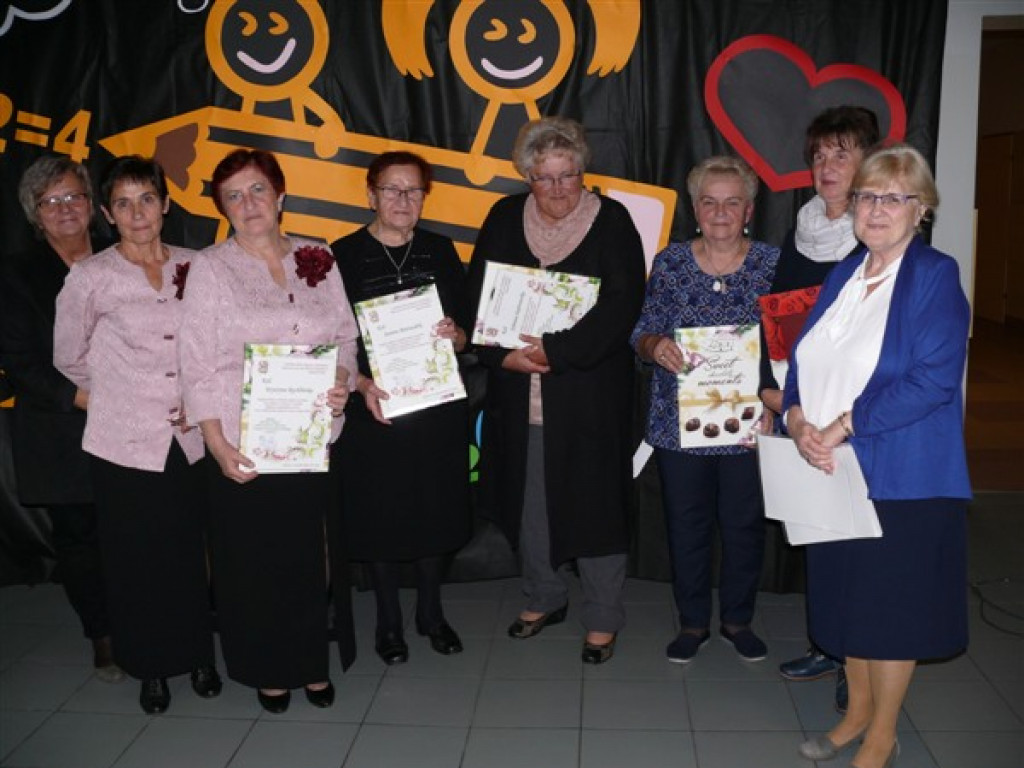 Świętowali emerytowani pracownicy głowieńskiej oświaty
