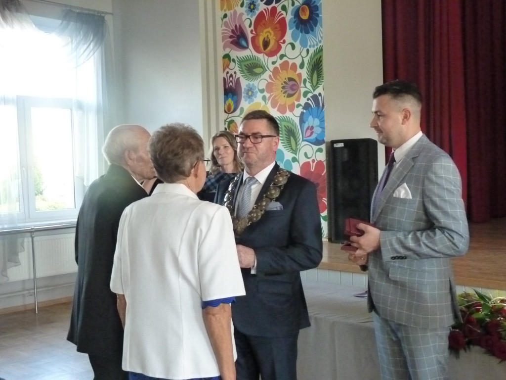 Przez życie idą z miłością - Złote Gody w Domaniewicach