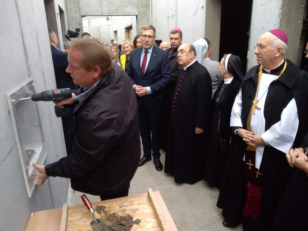 Wmurowano kamień węgielny pod budowę Domu Mocarzy