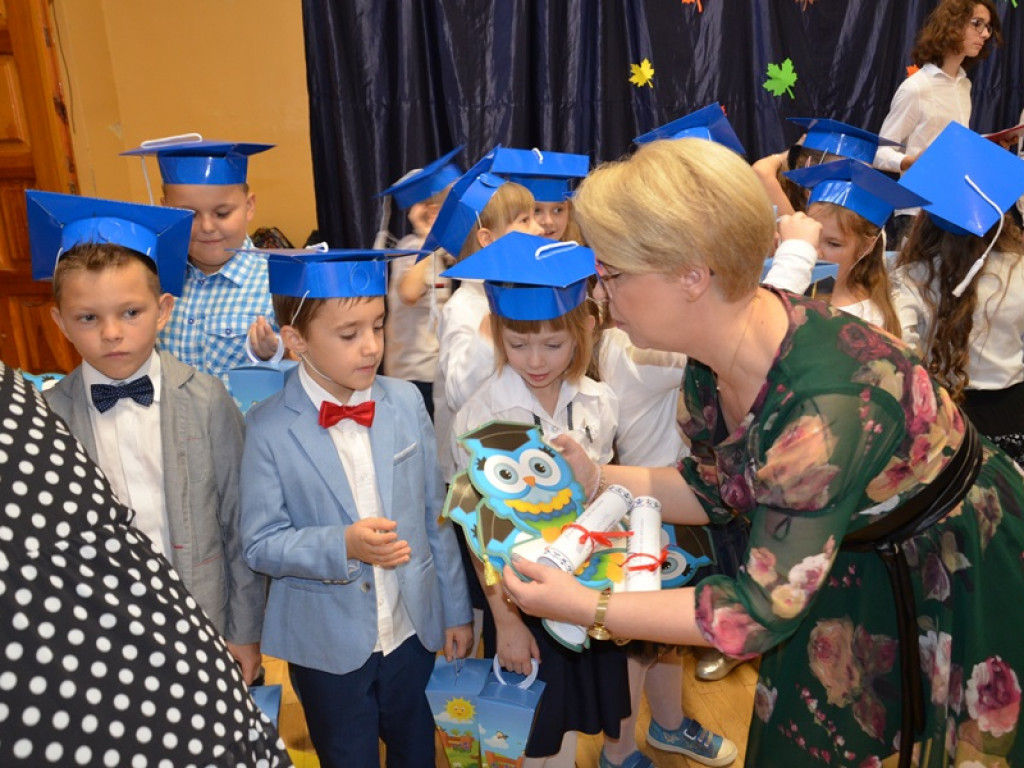 Ślubowanie klas pierwszych w SP 4
