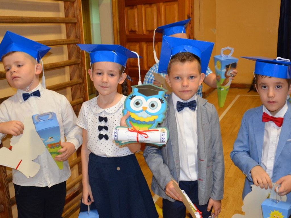 Ślubowanie klas pierwszych w SP 4