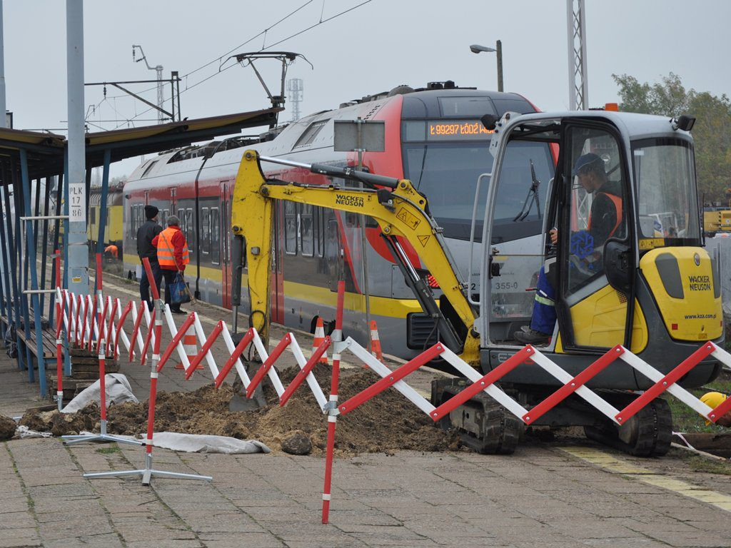 Rozpoczęły się roboty na drugim peronie