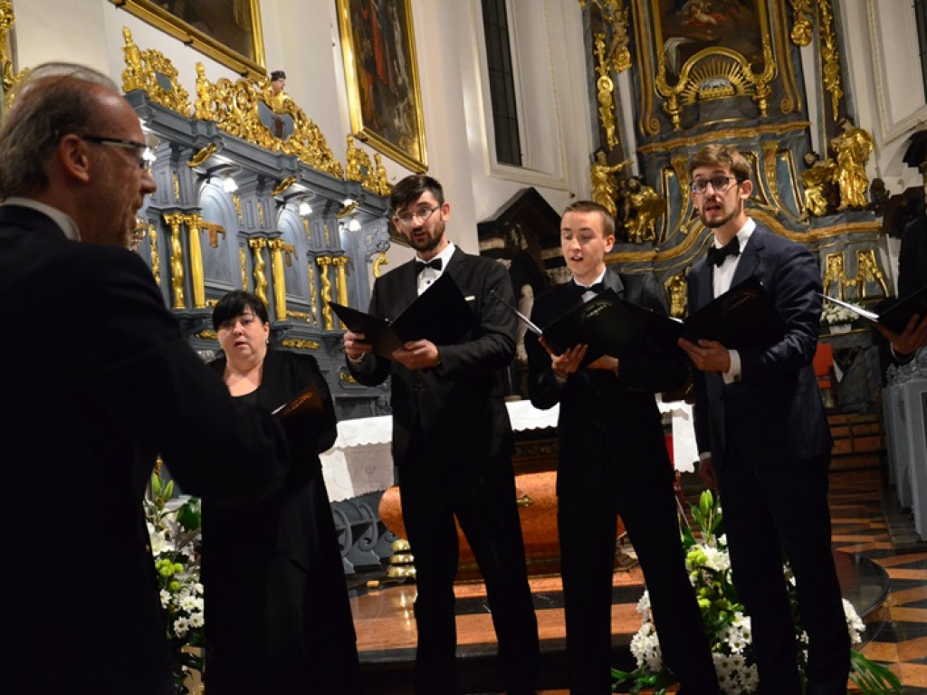 Maryjo Królowo Polski - na finał festiwalu w katedrze
