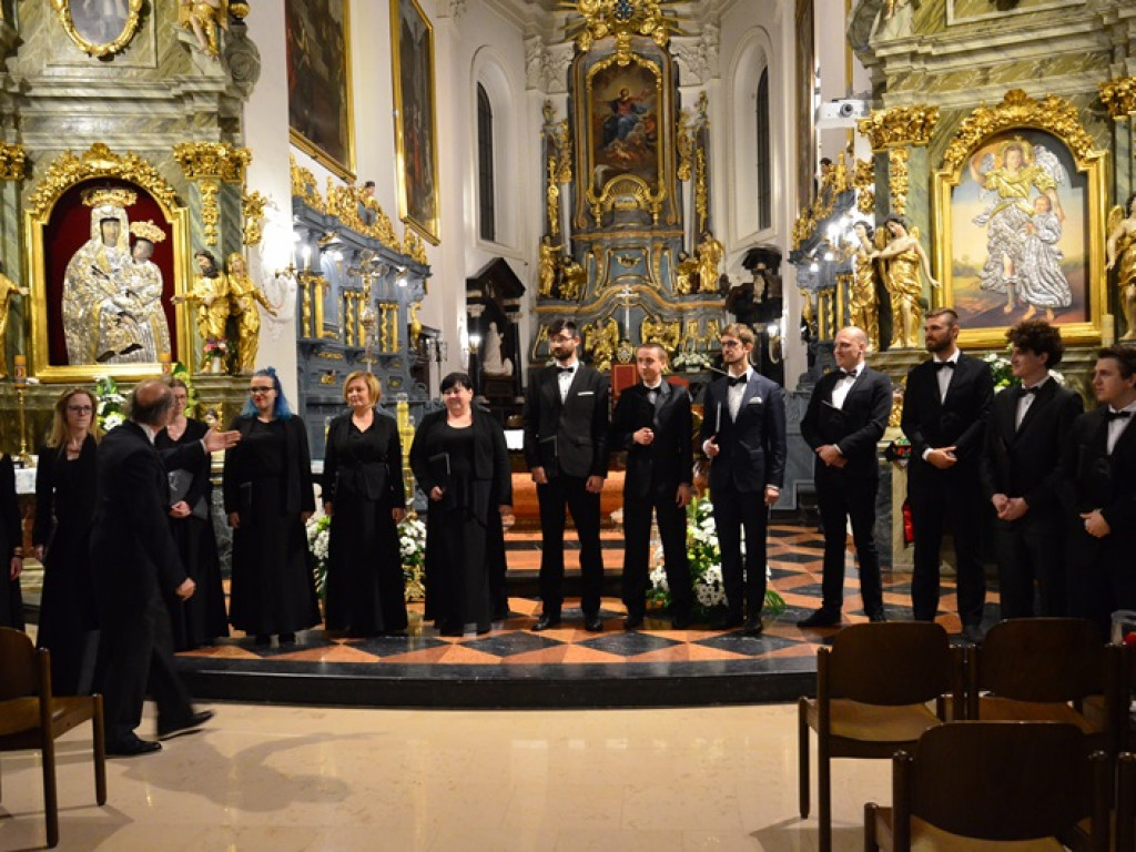 Maryjo Królowo Polski - na finał festiwalu w katedrze