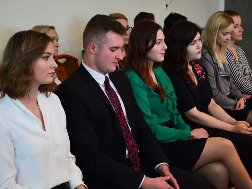 Stypendia dla najzdolniejszych studentów z gminy Łowicz