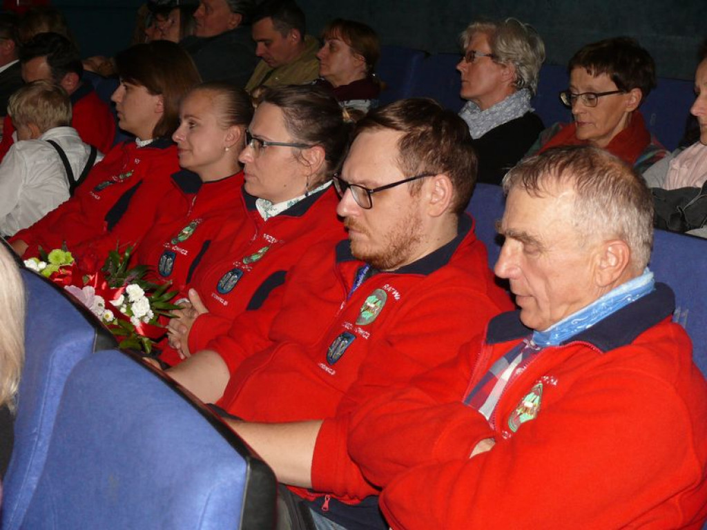 Ciekawa książka o łowickich cmentarzach