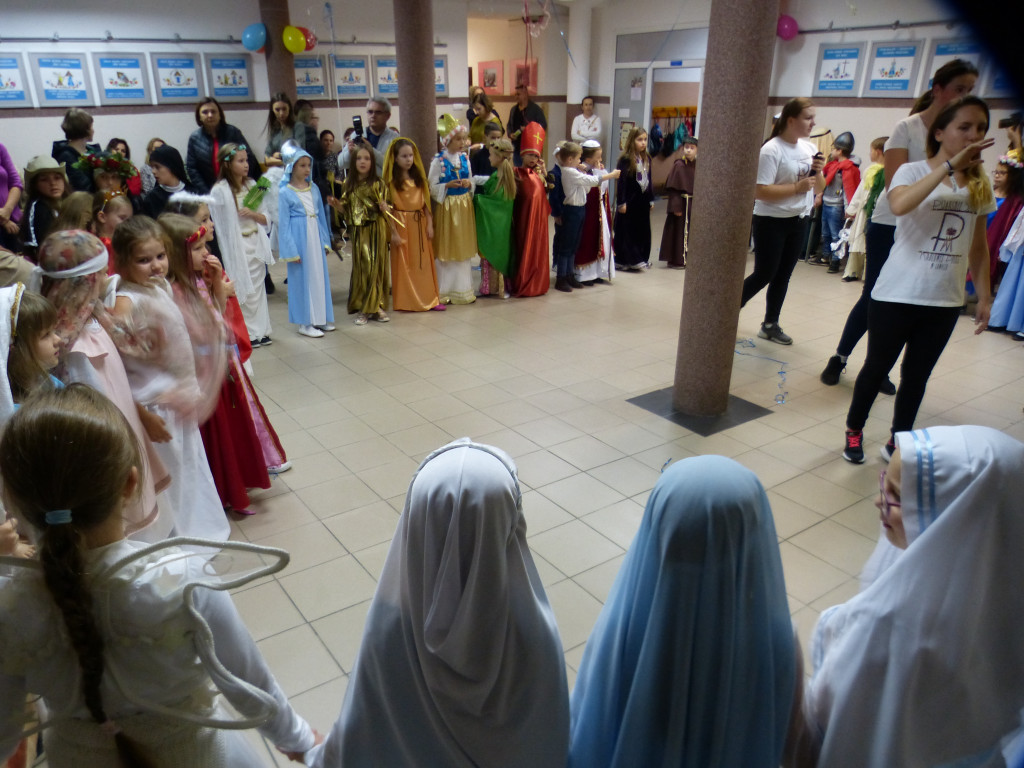 Bal wszystkich świętych u pijarów