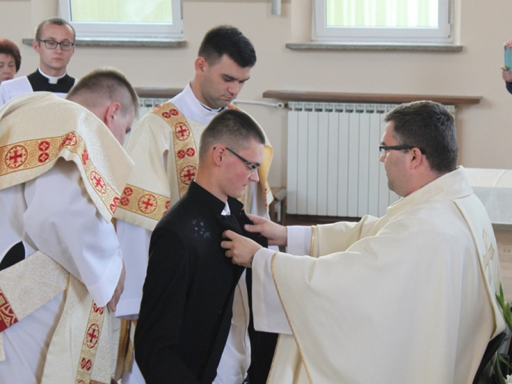 Kleryk Mateusz Kołodziejski przywdział sutannę