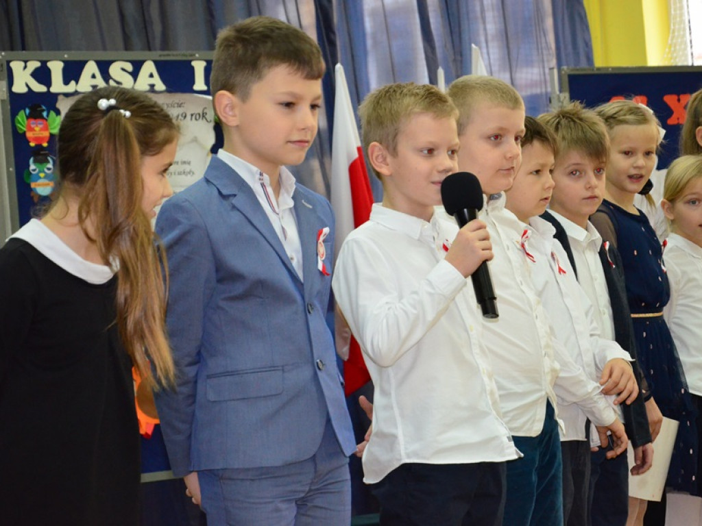 Ślubowanie pierwszaków w Popowie