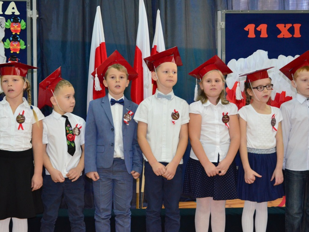 Ślubowanie pierwszaków w Popowie