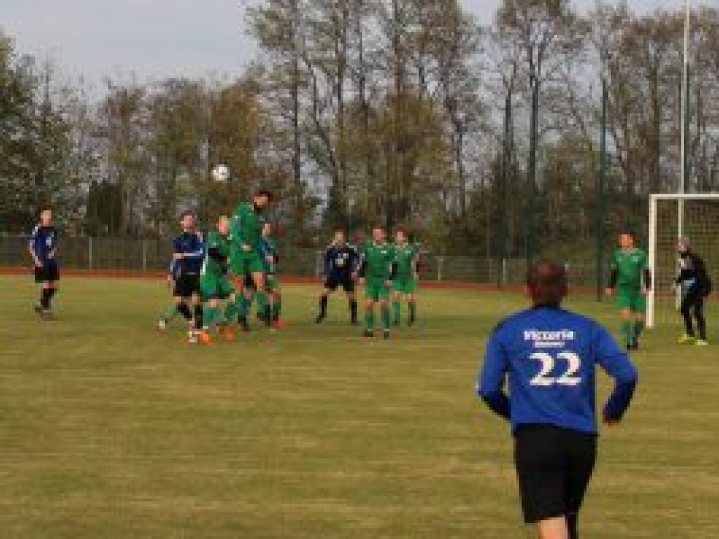 Ciężka 13. kolejka skierniewickiej okręgówki