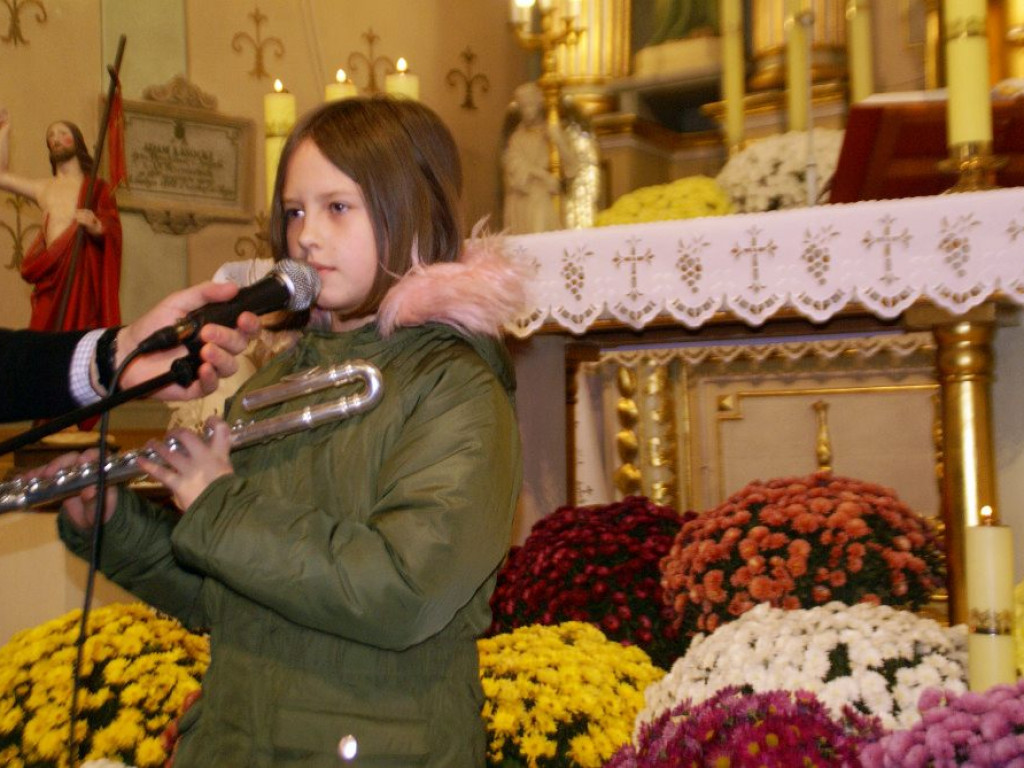 Kiernozia pamiętała: uroczysta msza i mini koncert