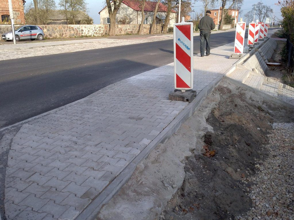 Roboty na DW 703 mają zakończyć się do połowy miesiąca
