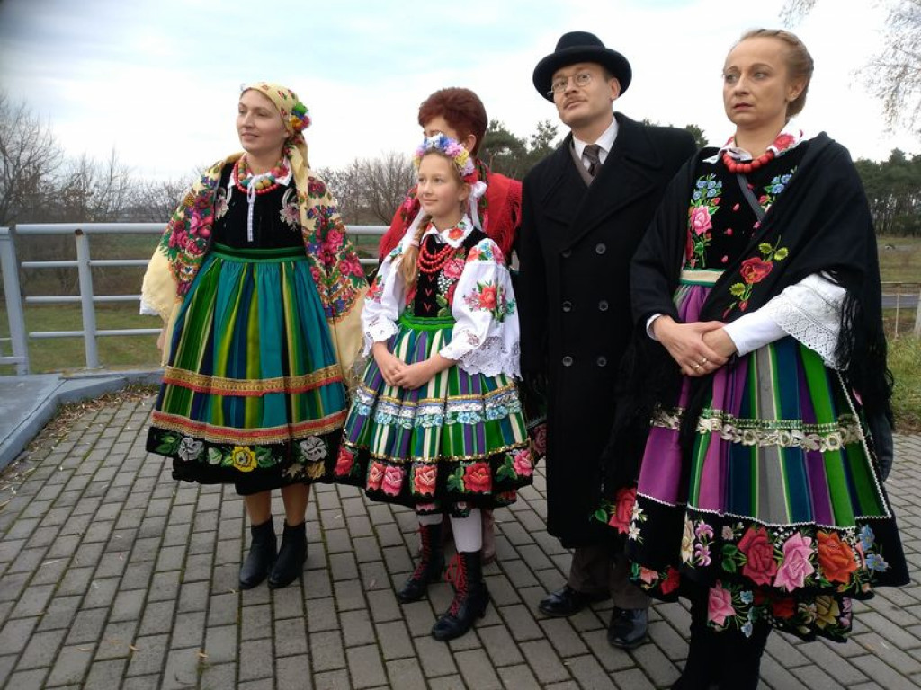 W Maurzycach i Retkach kręcono sceny do filmu o Stefanie Bryle