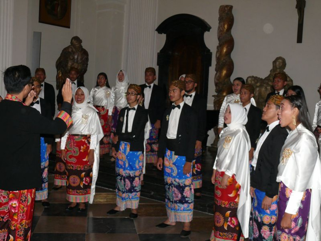 Słowiki z Indonezji oczarowały łowicką publiczność