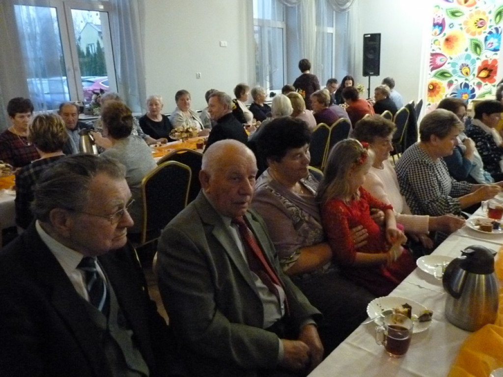 Seniorzy świętują w Domaniewicach