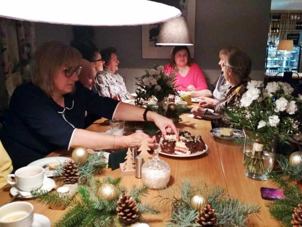 Zorganizowali mikołajkowy wieczór dla seniorów