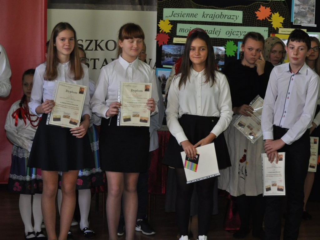 Uroczystości z okazji rocznicy urodzin patrona szkoły w Błędowie