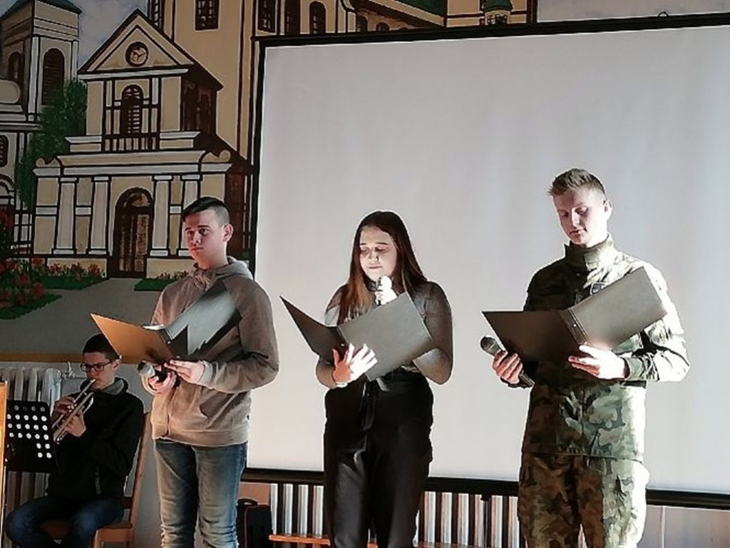 Pasowanie w grupie mundurowej ZSP 1