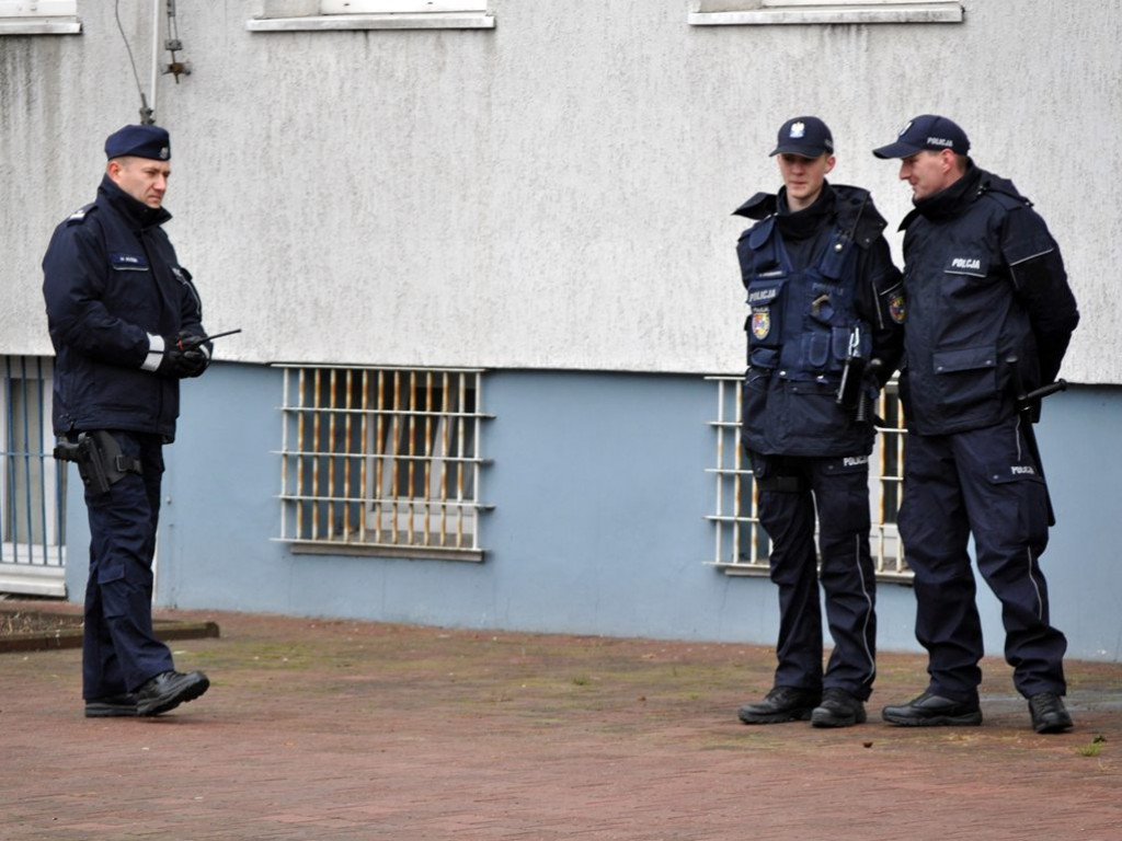 Pikietowali przed sądem, pikietują przed komendą policji