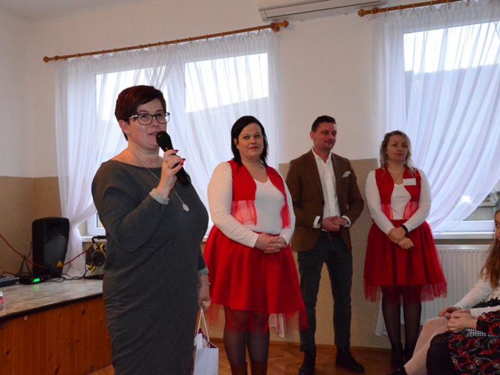 Wiele dobrych serc chce pomóc Adasiowi