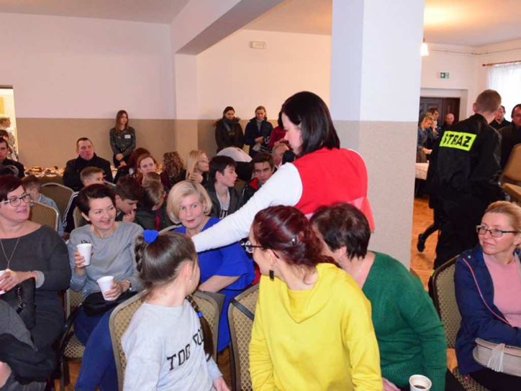 Wiele dobrych serc chce pomóc Adasiowi