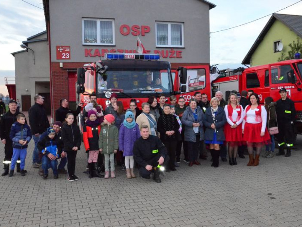 Wiele dobrych serc chce pomóc Adasiowi