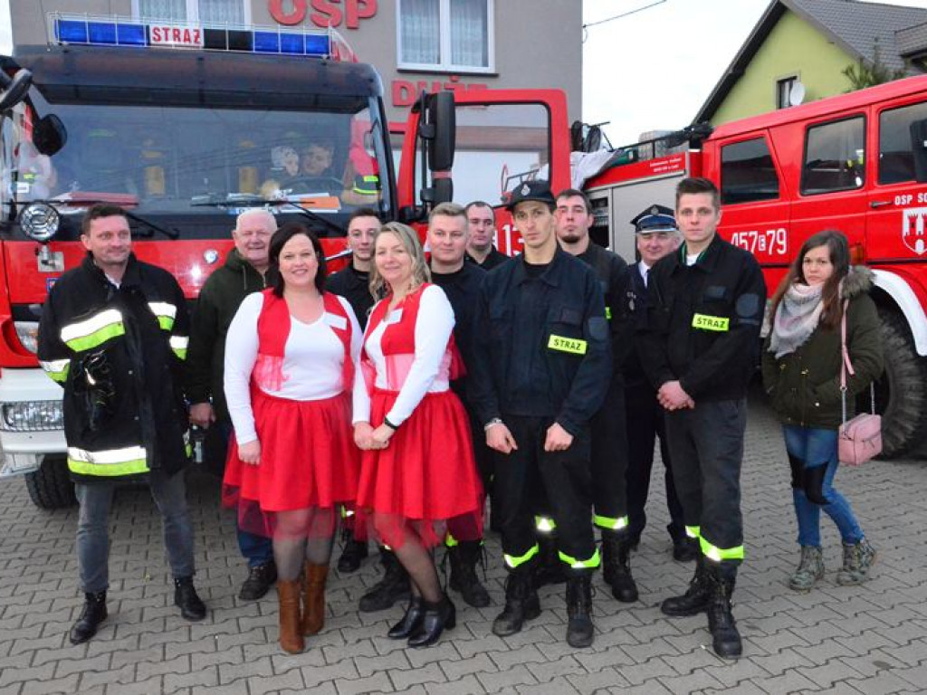Wiele dobrych serc chce pomóc Adasiowi